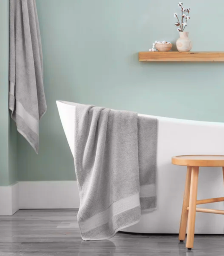 100% H-Grocotton Bath Towels - Light Grey